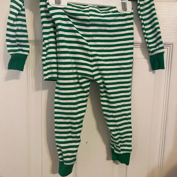 Children’s Place Reindeer Pajamas - Picture 6 of 7